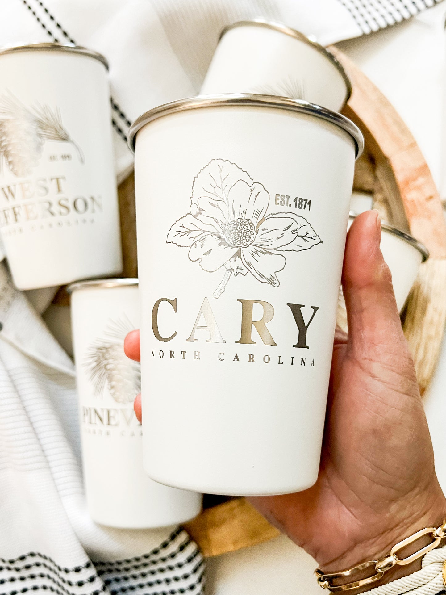 Cary Engraved White Pint Cup